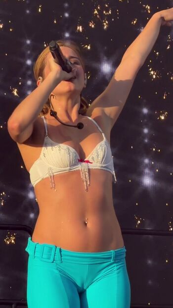 Addison rae  page leaked private photo uncensored HD quality