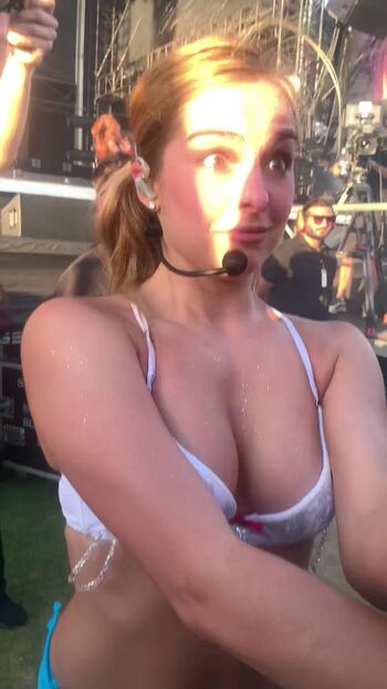 Addison rae  page leaked private photo uncensored HD quality