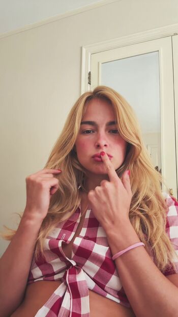 Addison rae  page leaked private photo uncensored HD quality