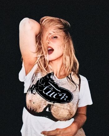 Addison rae  page leaked private photo uncensored HD quality