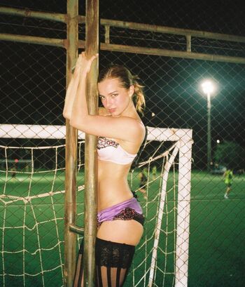 Addison rae  page leaked private photo uncensored HD quality