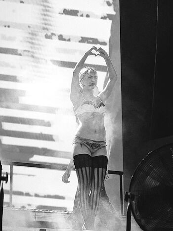 Addison rae  page leaked private photo uncensored HD quality