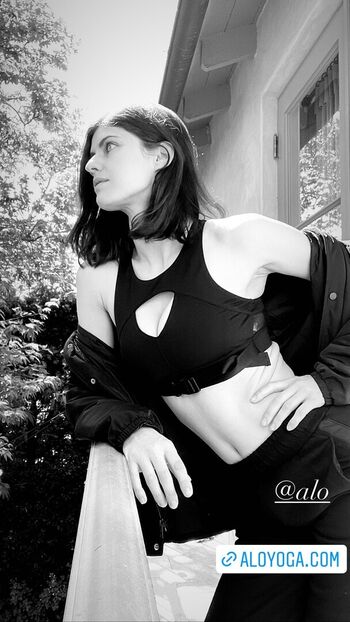 Alexandra daddario leaked private photo uncensored HD quality