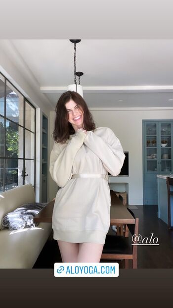 Alexandra daddario leaked private photo uncensored HD quality