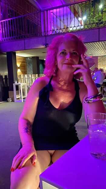 Amalia hotwife leaked private photo uncensored HD quality