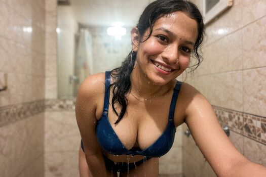 Anushka das leaked private photo uncensored HD quality