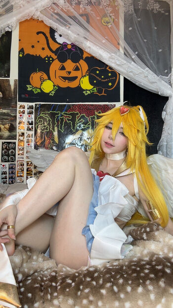 Ashisbees page leaked private photo uncensored HD quality