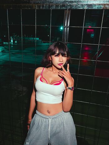 Atiqaaarn leaked private photo uncensored HD quality