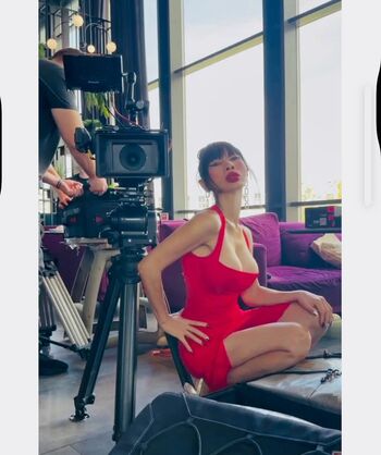 Bai ling  page leaked private photo uncensored HD quality