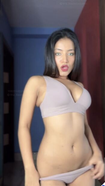Brishti samaddar leaked private photo uncensored HD quality