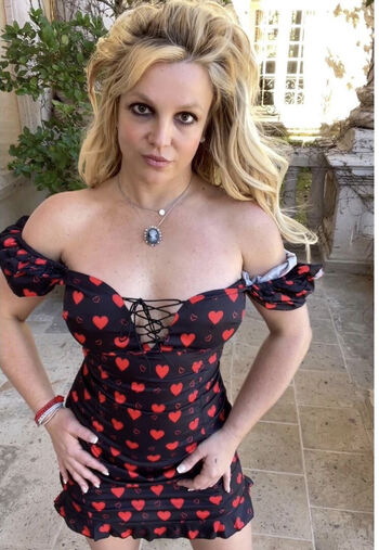 Britney spears  page leaked private photo uncensored HD quality