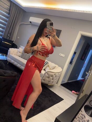 Butikmalaga leaked private photo uncensored HD quality