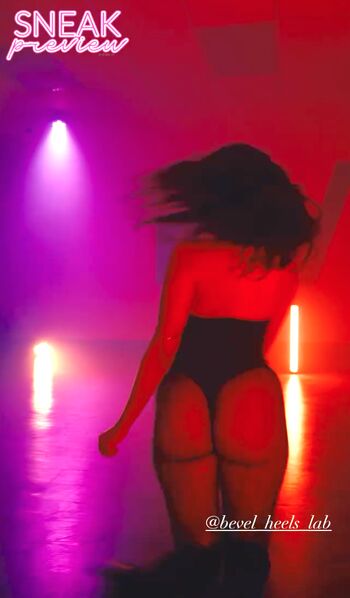 Carla rodon leaked private photo uncensored HD quality