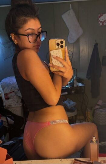 Charleneee leaked private photo uncensored HD quality