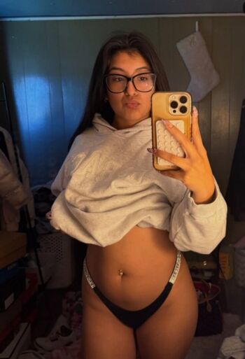 Charleneee leaked private photo uncensored HD quality