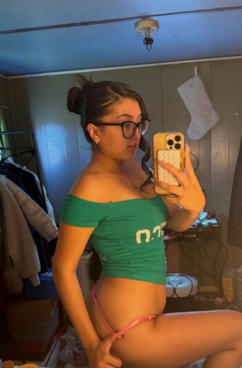 Charleneee leaked private photo uncensored HD quality