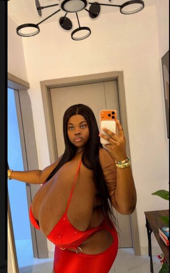 Chioma lovv page leaked private photo uncensored HD quality