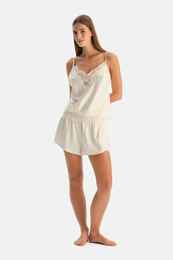 Emily feld  page leaked private photo uncensored HD quality