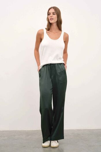 Emily feld  page leaked private photo uncensored HD quality