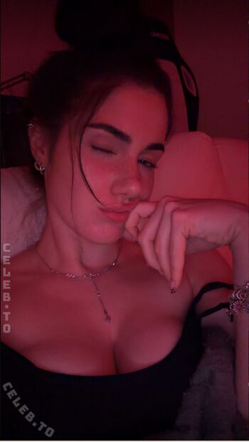 Faye sxh  page leaked private photo uncensored HD quality