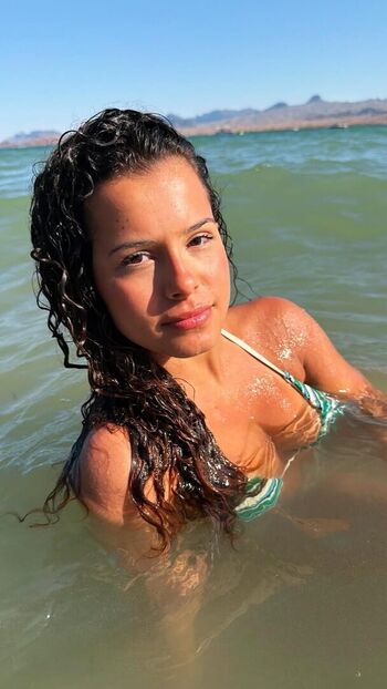 Gabriella saraivah page leaked private photo uncensored HD quality