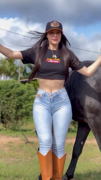 Geandra bazzanella page leaked private photo uncensored HD quality