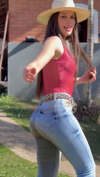 Geandra bazzanella page leaked private photo uncensored HD quality
