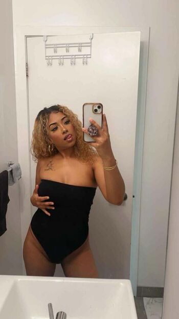 Goldenempress leaked private photo uncensored HD quality