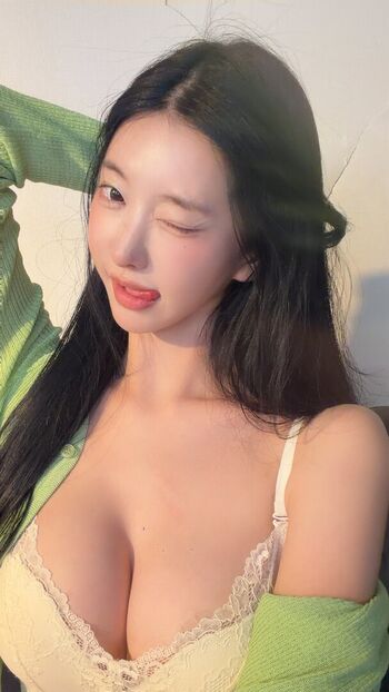 Haxxnini leaked private photo uncensored HD quality