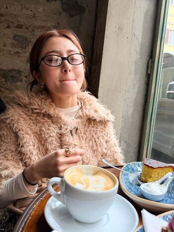 Huh yunjin  page leaked private photo uncensored HD quality