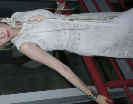 Huh yunjin  page leaked private photo uncensored HD quality