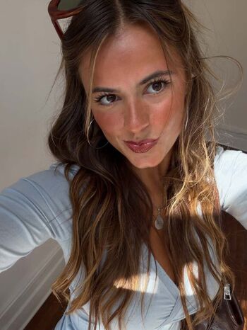 Isabella lauren  page leaked private photo uncensored HD quality