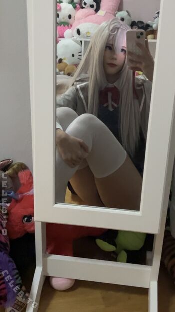 Isii cos leaked private photo uncensored HD quality