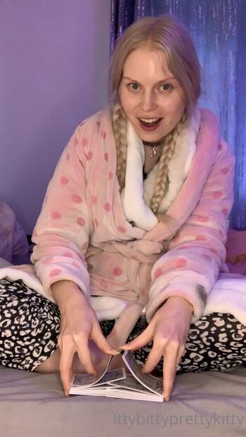 Ittybittyprettykitty leaked private photo uncensored HD quality
