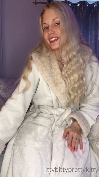 Ittybittyprettykitty leaked private photo uncensored HD quality
