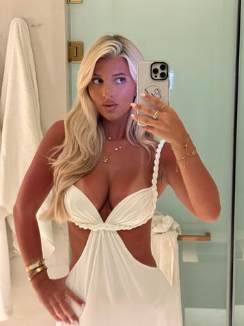 Izzytaffs leaked private photo uncensored HD quality