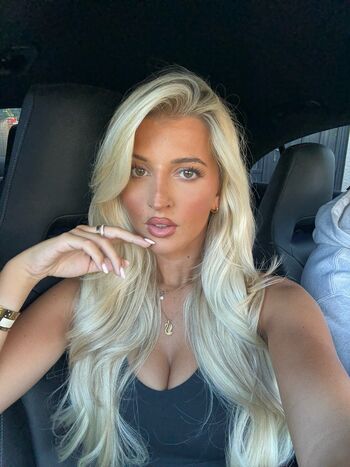 Izzytaffs leaked private photo uncensored HD quality