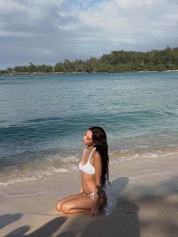 Jennierubyjane page leaked private photo uncensored HD quality