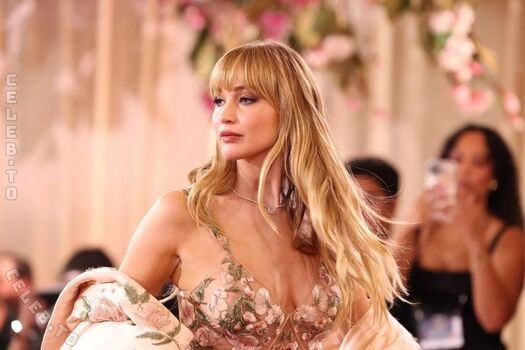 Jennifer lawrence page leaked private photo uncensored HD quality