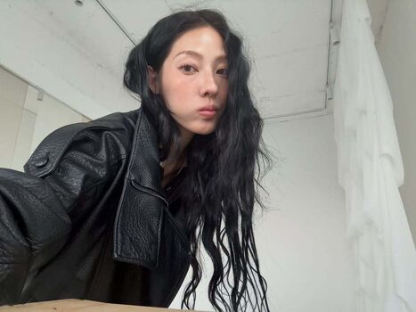 Jeon jisu page leaked private photo uncensored HD quality