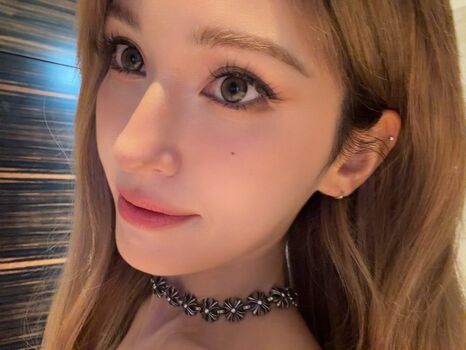 Jeon somi page leaked private photo uncensored HD quality