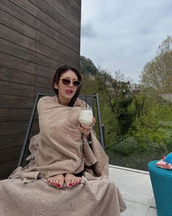 Jeon somi page leaked private photo uncensored HD quality