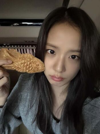 Jisoo  page leaked private photo uncensored HD quality