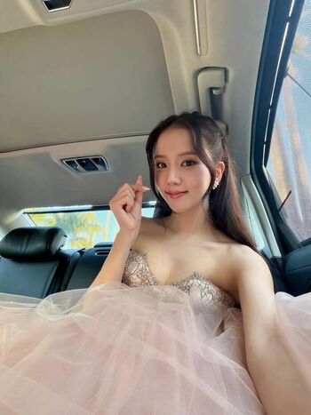 Jisoo  page leaked private photo uncensored HD quality