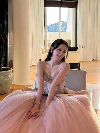 Jisoo  page leaked private photo uncensored HD quality