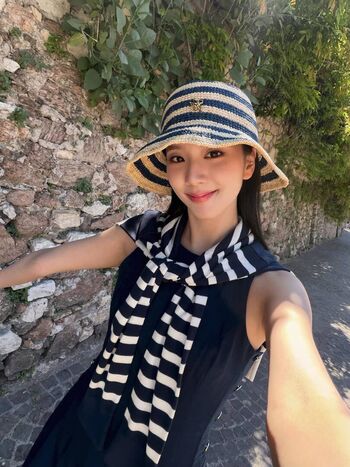 Jisoo  page leaked private photo uncensored HD quality