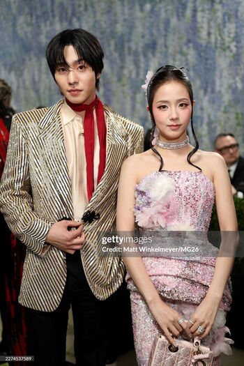 Jisoo  page leaked private photo uncensored HD quality