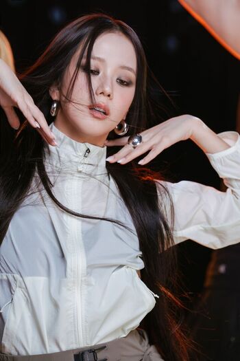 Jisoo  page leaked private photo uncensored HD quality