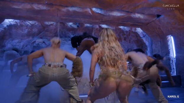 Karol g leaked private photo uncensored HD quality