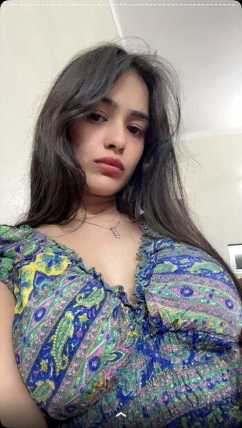 Khushi maheshwari leaked private photo uncensored HD quality